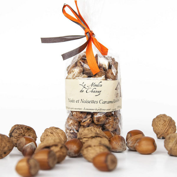 friandises de noix et noisettes caramelisées en Savoie, fabrication artisanale